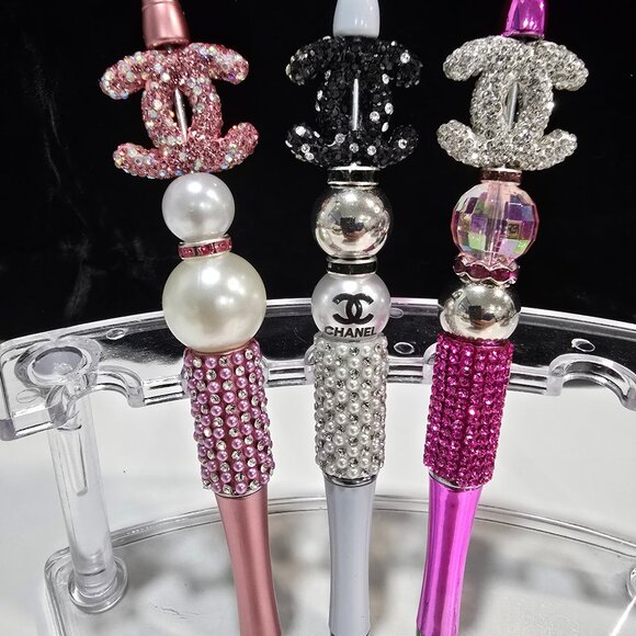 Pick-a-Pretty Pen w/Lux Fashion Inspired BlingBling w/Ink Refill by PenGwensPosh - Picture 1 of 8